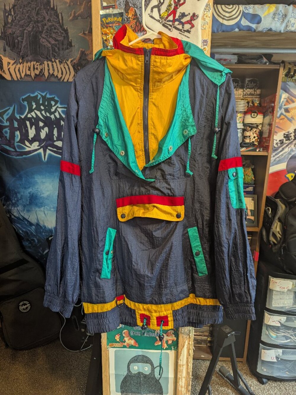 Vintage Venezia Multi Color 1/4 Zip Windbreaker.  In good condition, size 2XL.